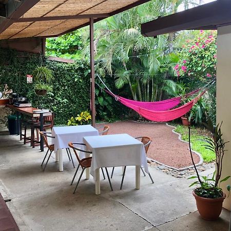 Hostel Dodero Liberia Esterno foto